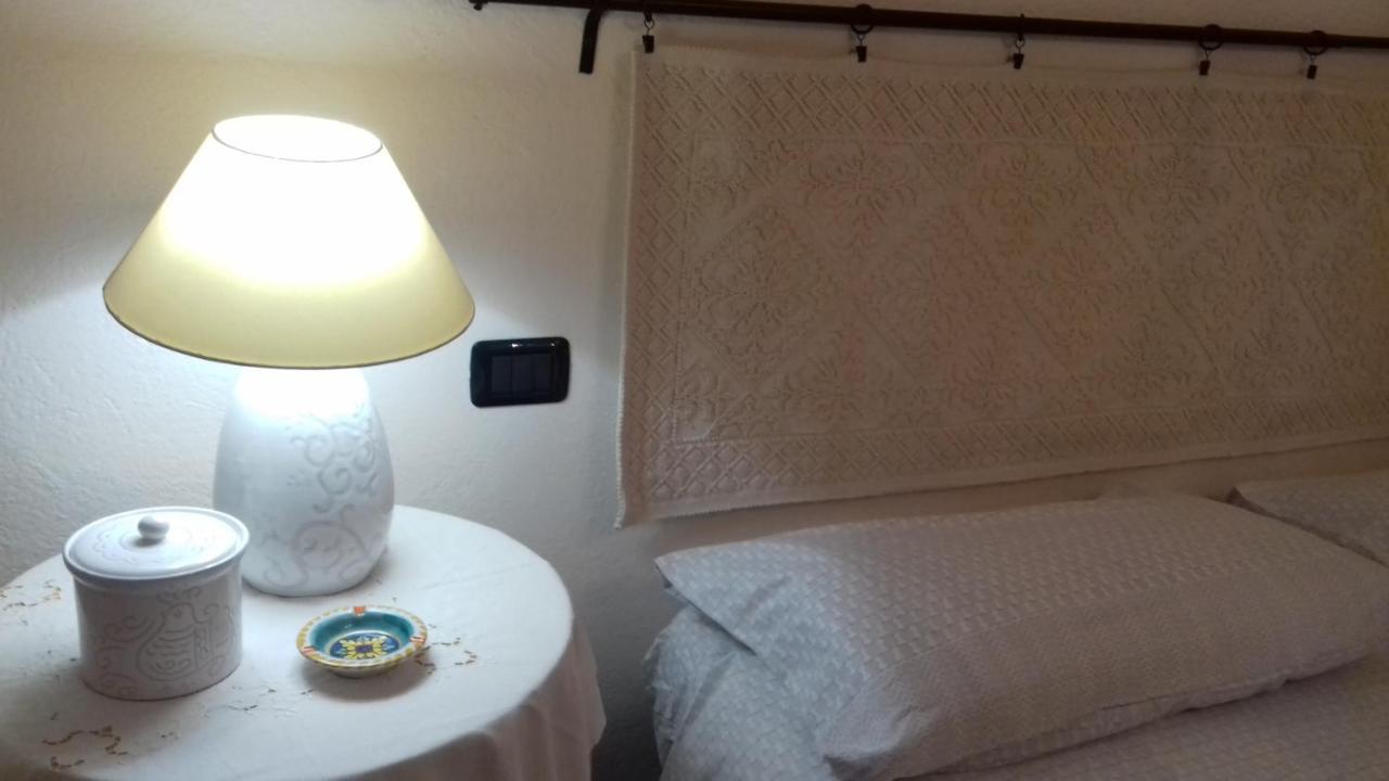 S'Attobiu Guest Rooms Теулада Екстериор снимка